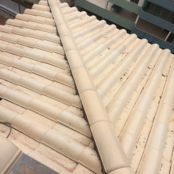 EXECUÇÃO DE TELHADO – CONDOMÍNIO EM ILHÉUS