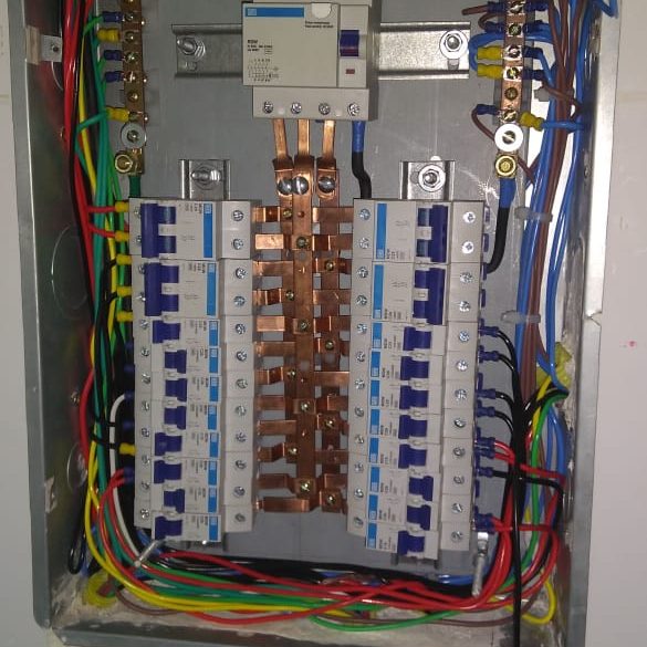 REFORMA DE INSTALAÇÕES ELÉTRICAS